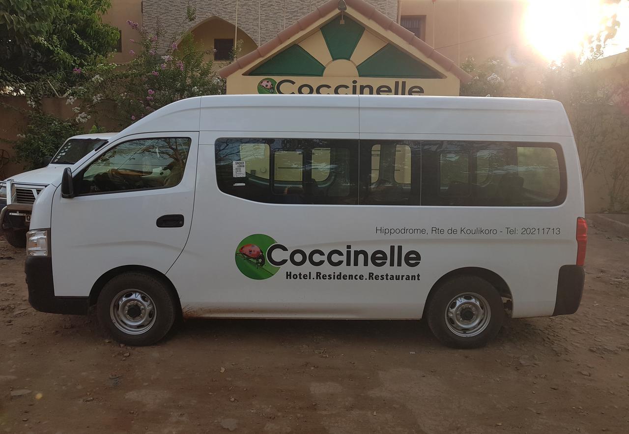 Hotel La Coccinelle Бамако Екстериор снимка