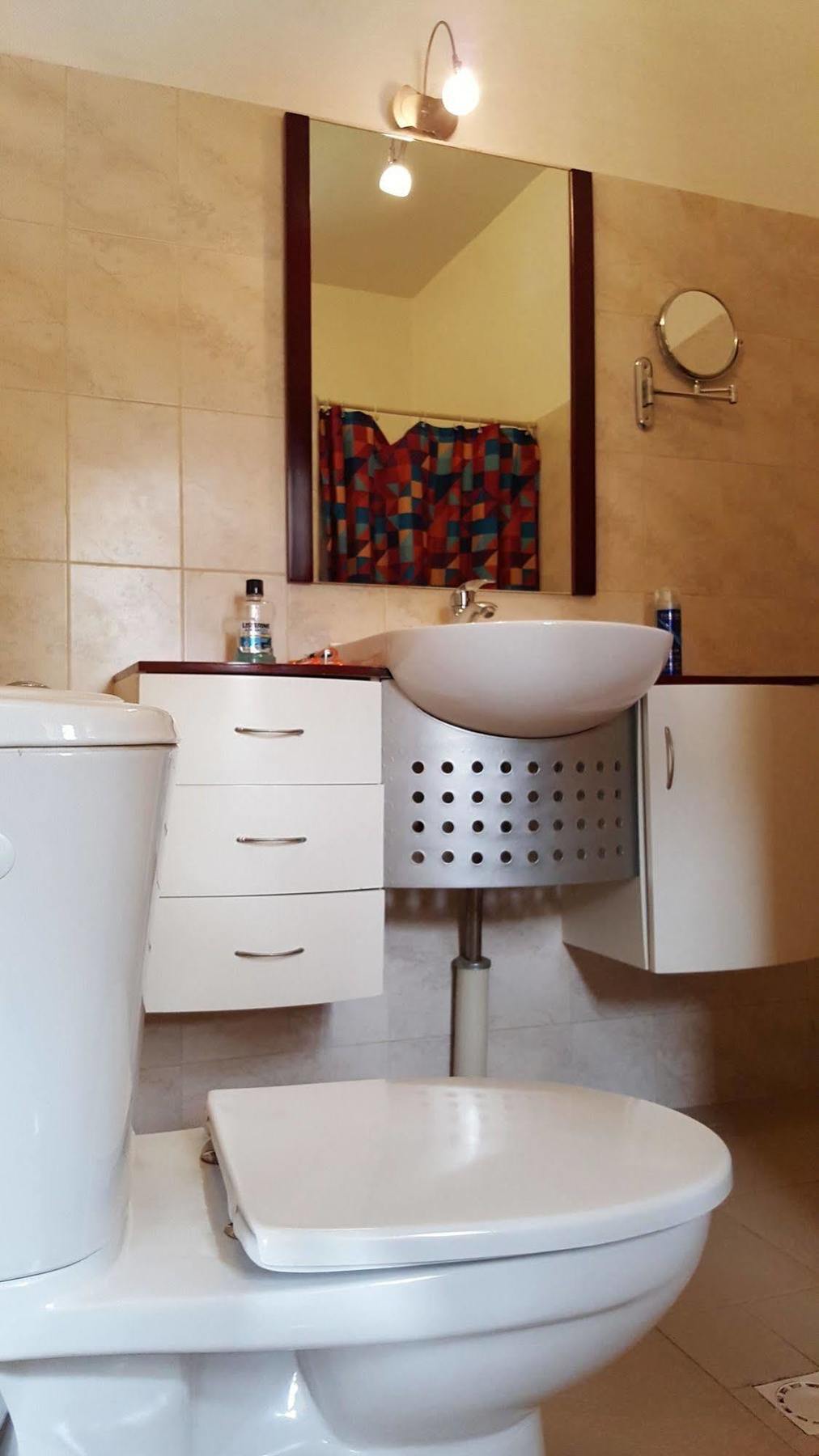 Hotel La Coccinelle Бамако Екстериор снимка